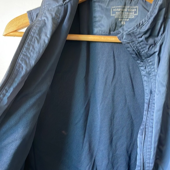 Vineyard Vines navy nylon blend vest w/ front pockets and drawstring hem. Sz xs - Picture 4 of 12